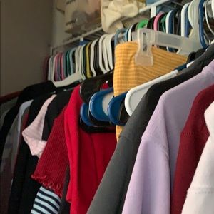 FINAL SALE ON CLOSET!! LOWBALL ME!